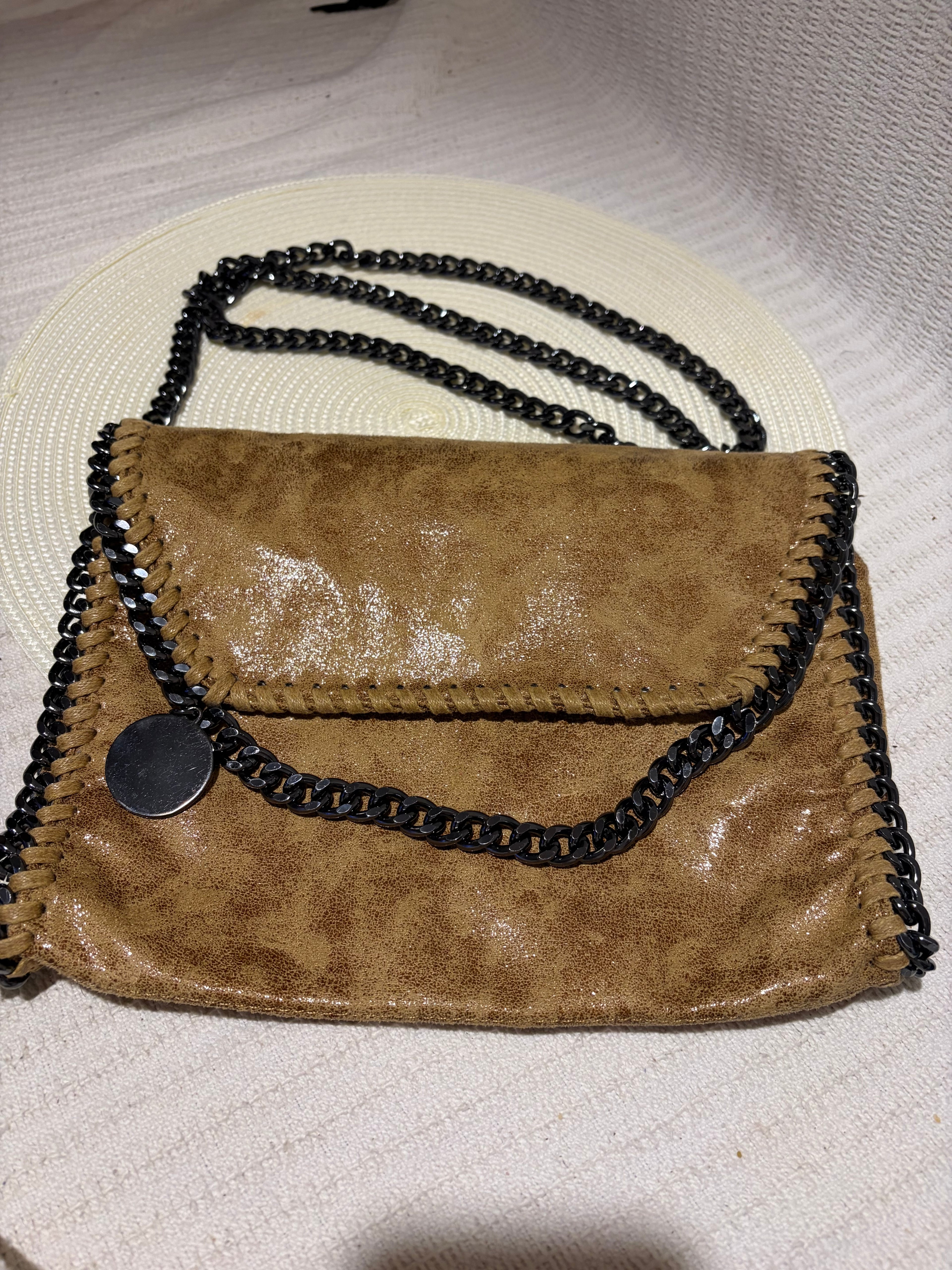 Crossbody bag