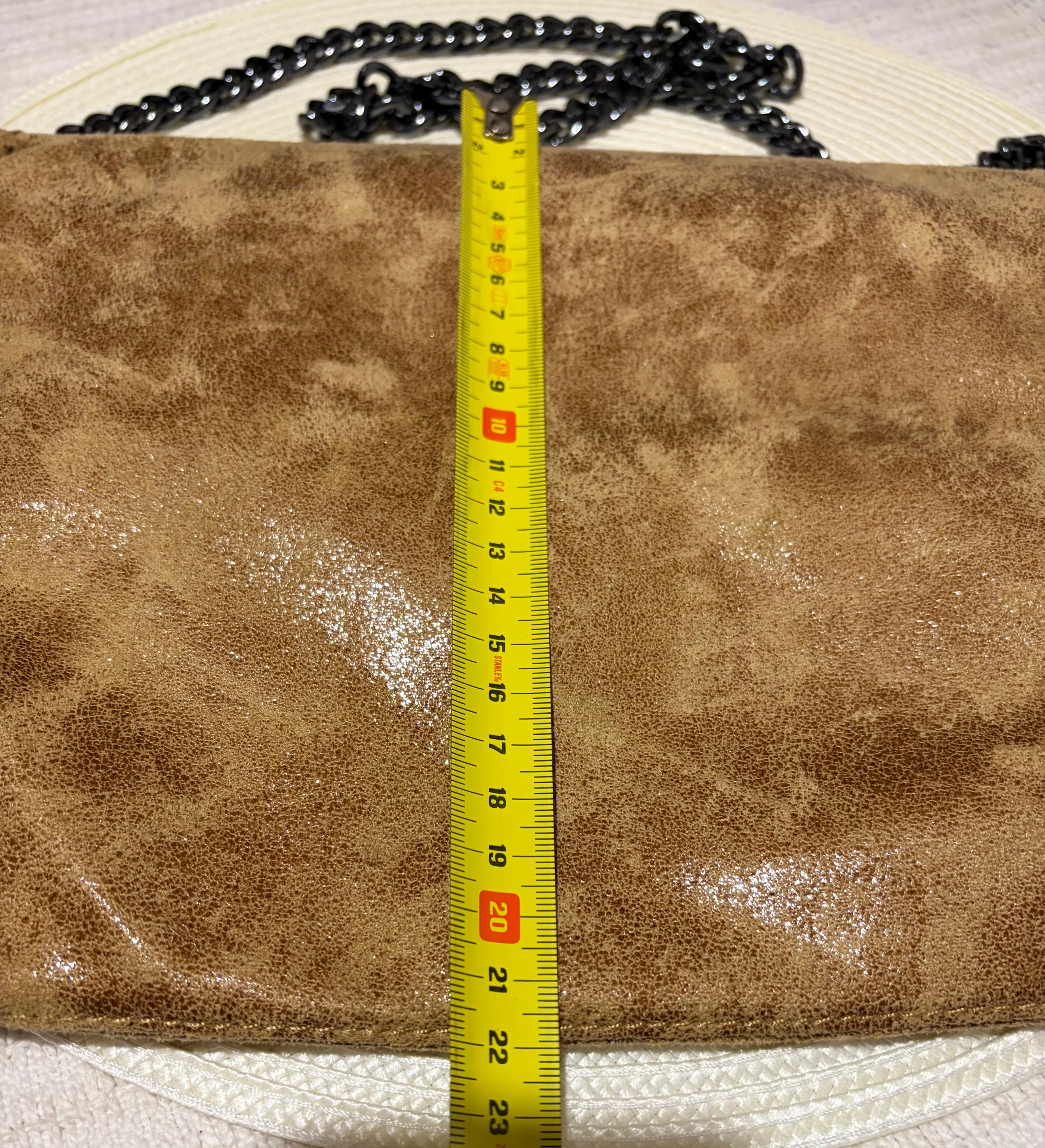 Crossbody bag