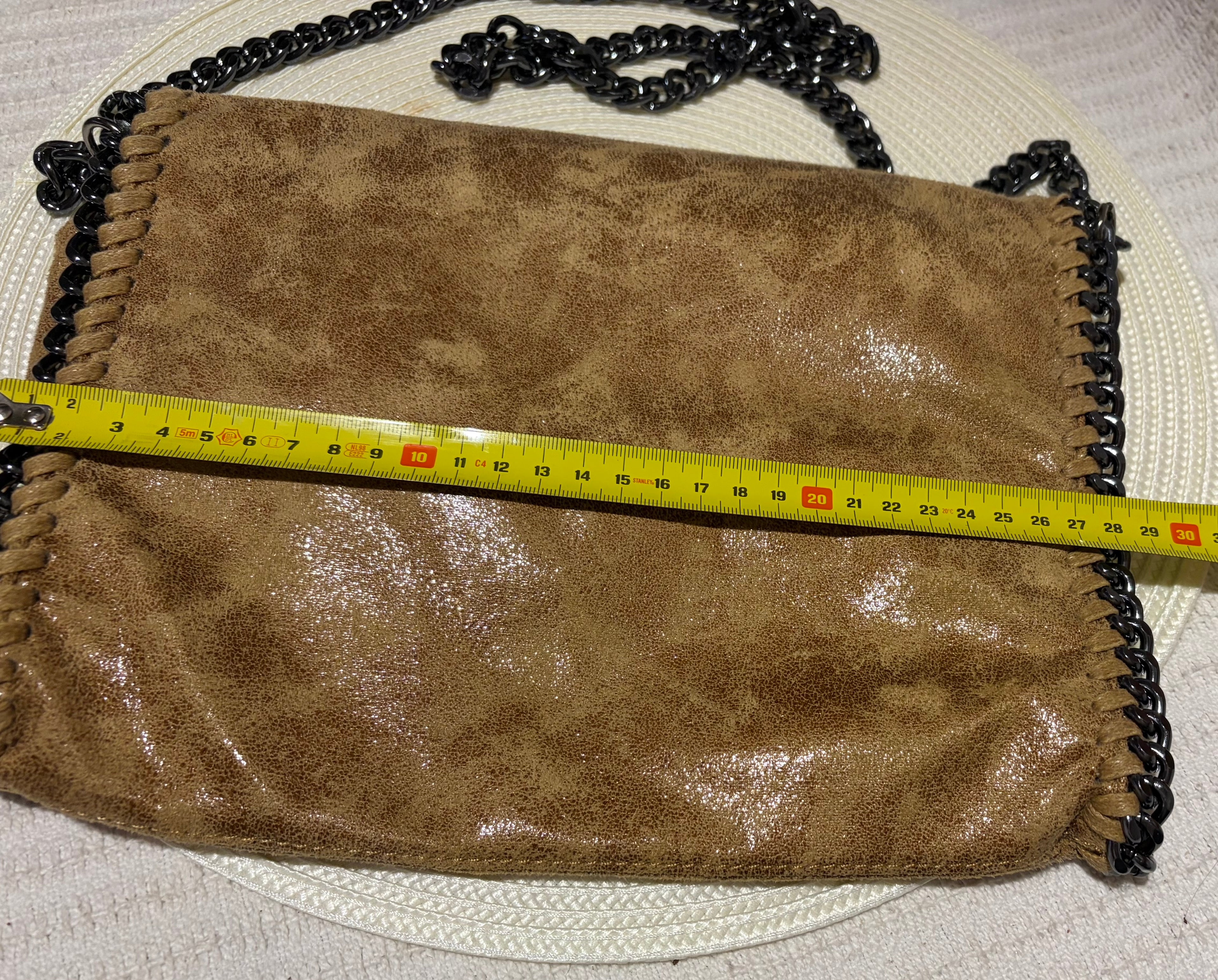 Crossbody bag