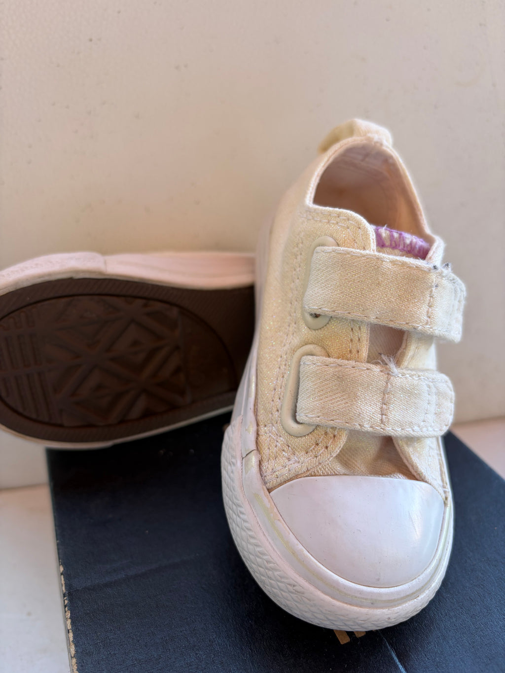 Converse toddler sneaker