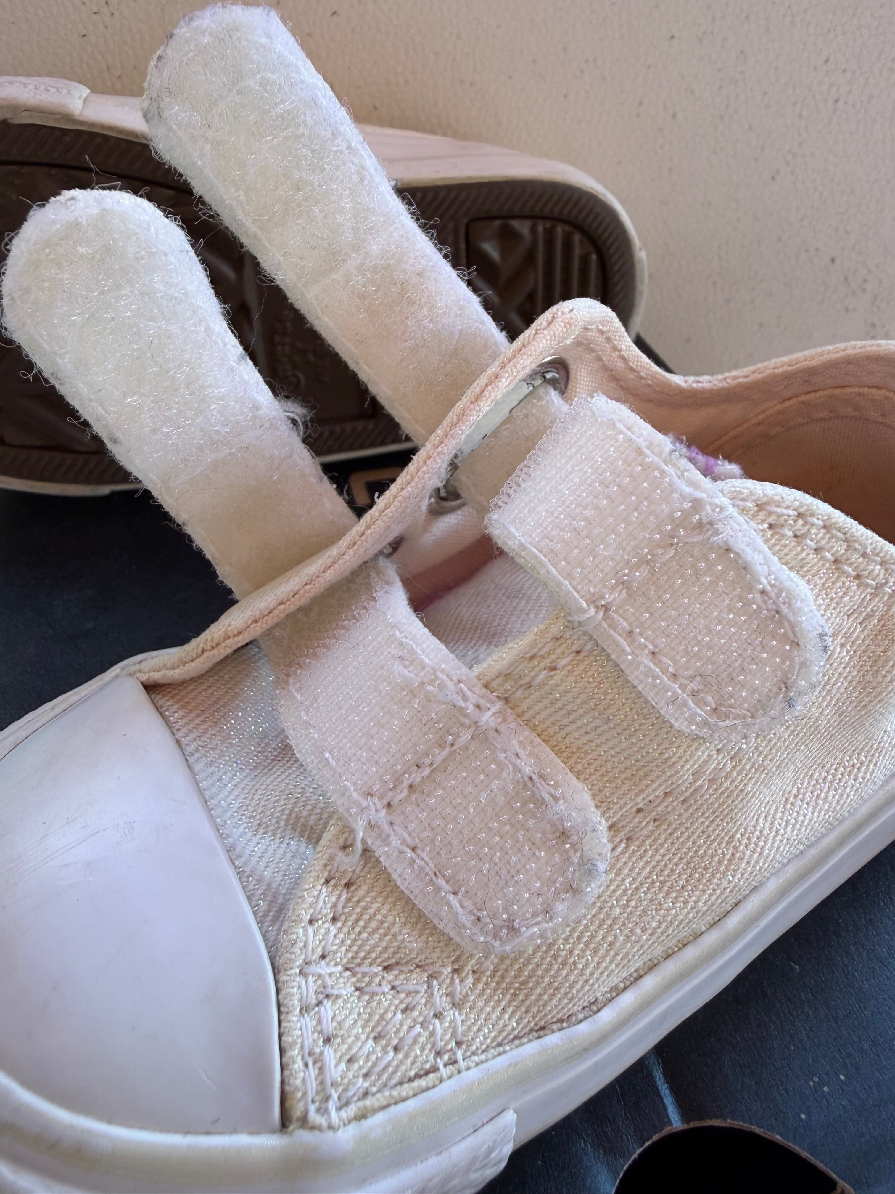 Converse toddler sneaker