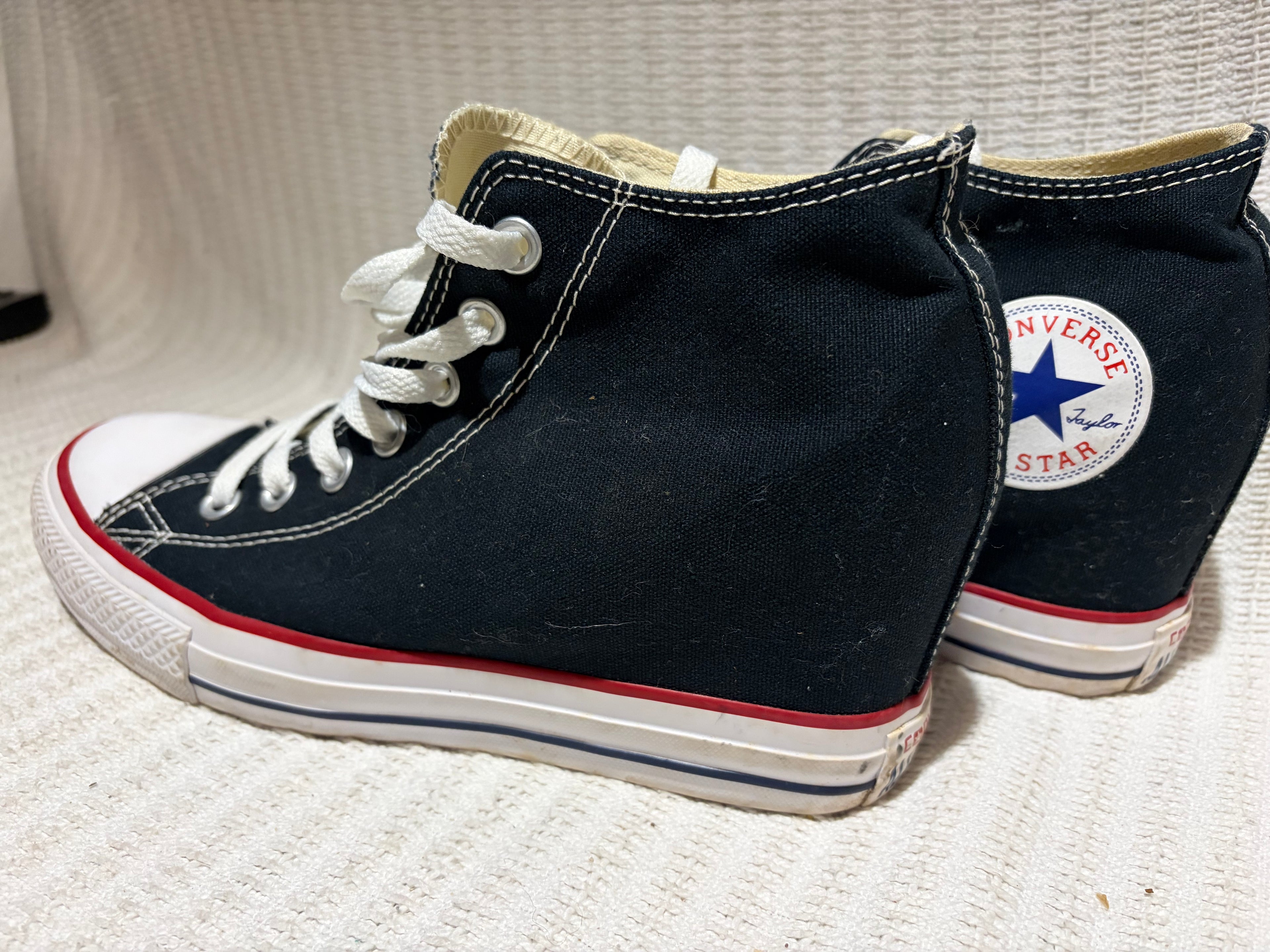 Converse