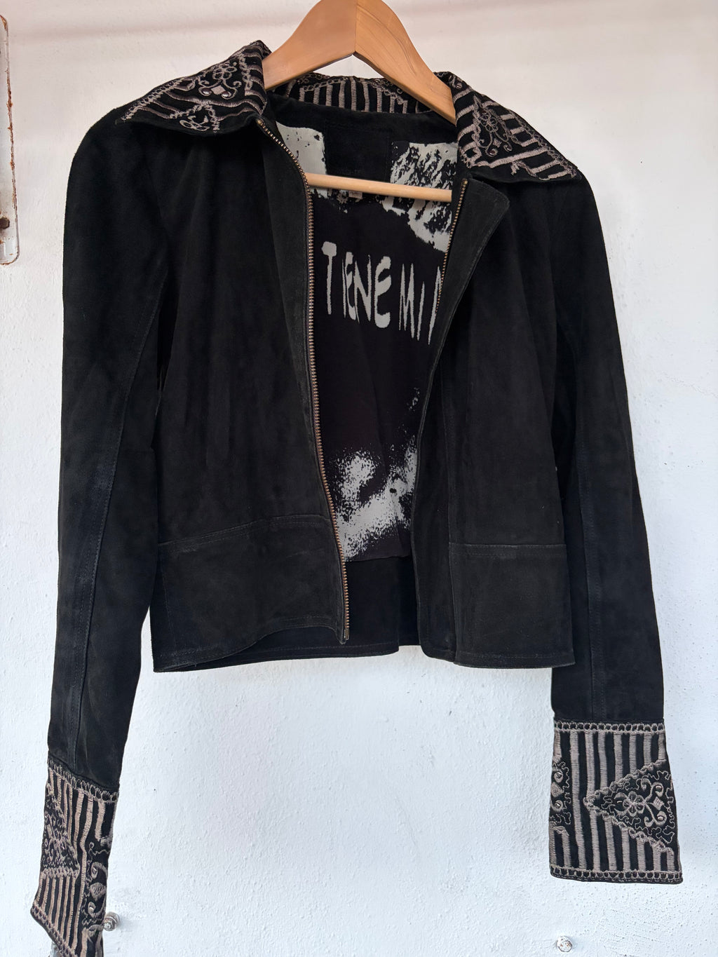 Cropped suede jacket