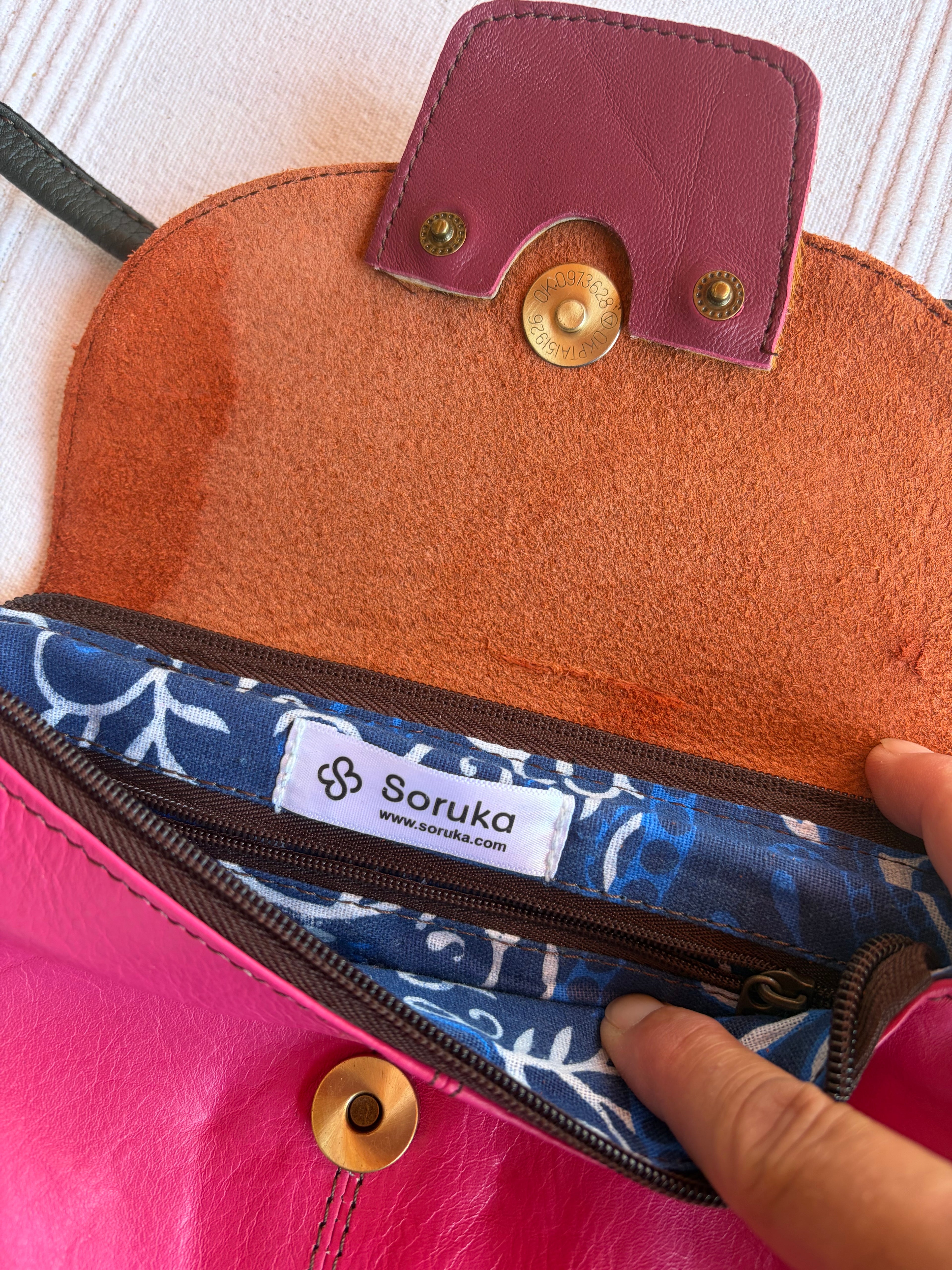 SORUKA leather bag
