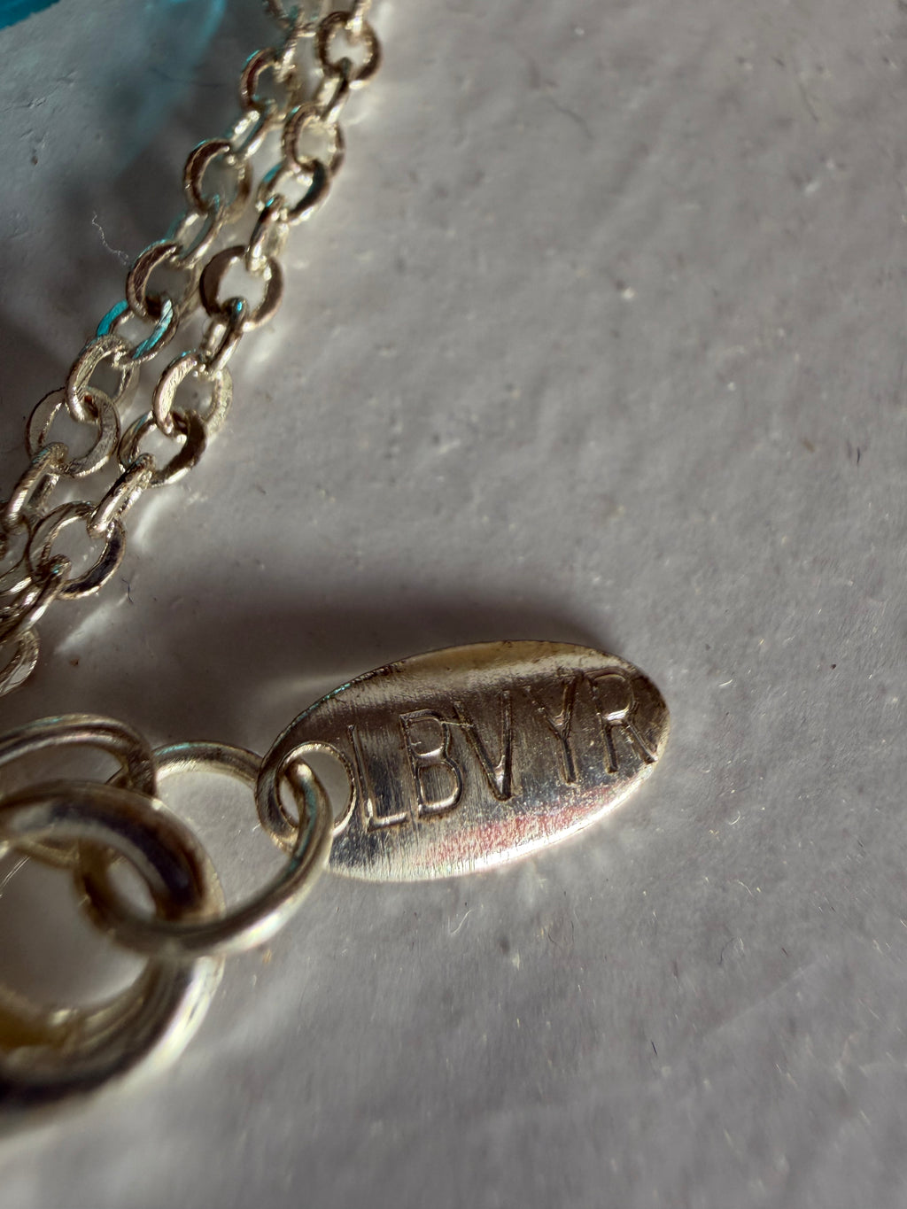 LBVYR  teardrop glass crystal necklace