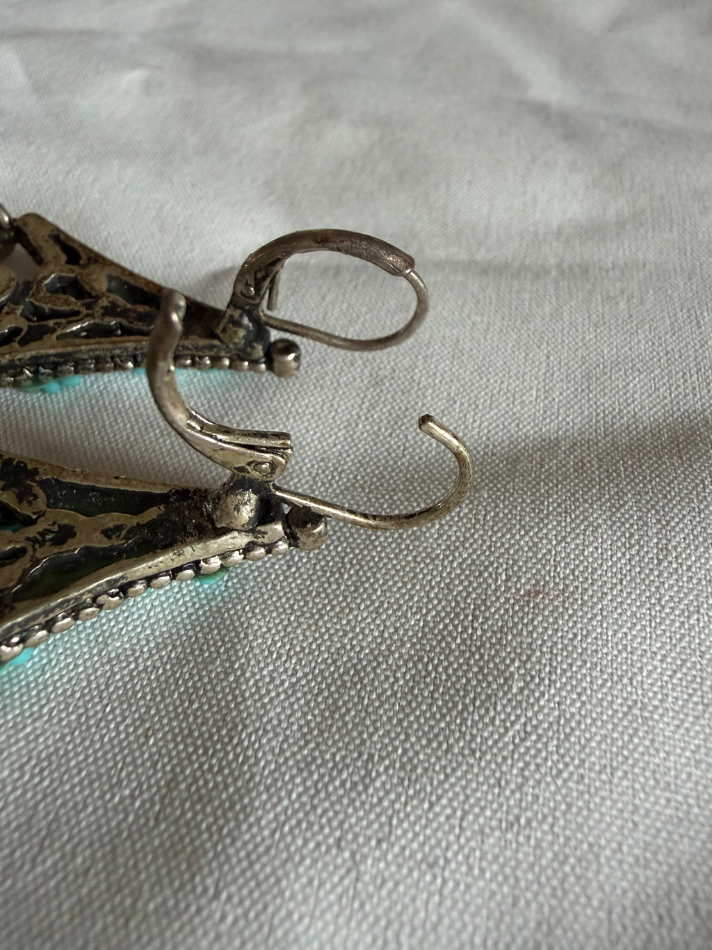 Dangle chandelier earrings