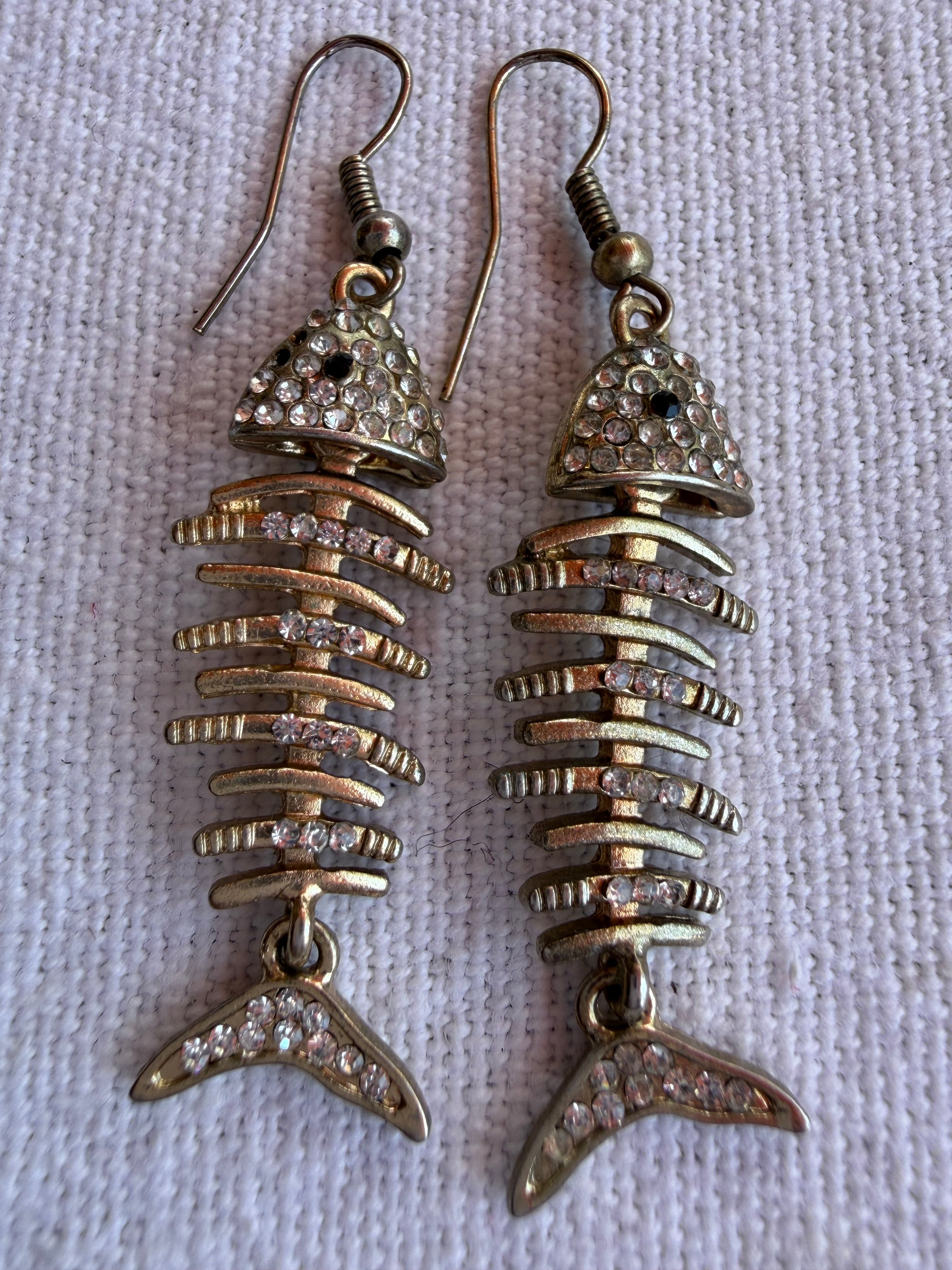 Dangling fish  skeleton earrings