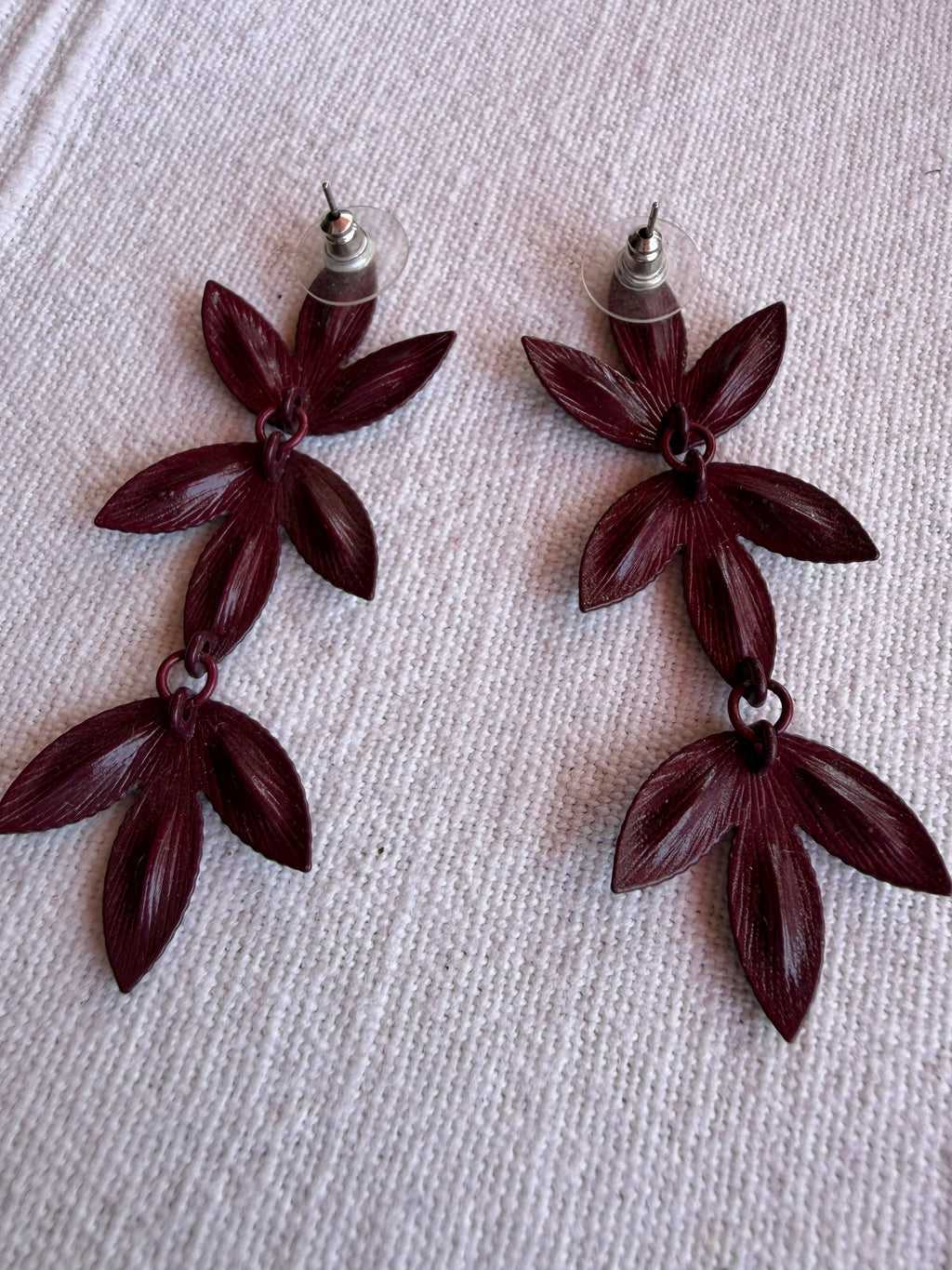 Flower drop earrings