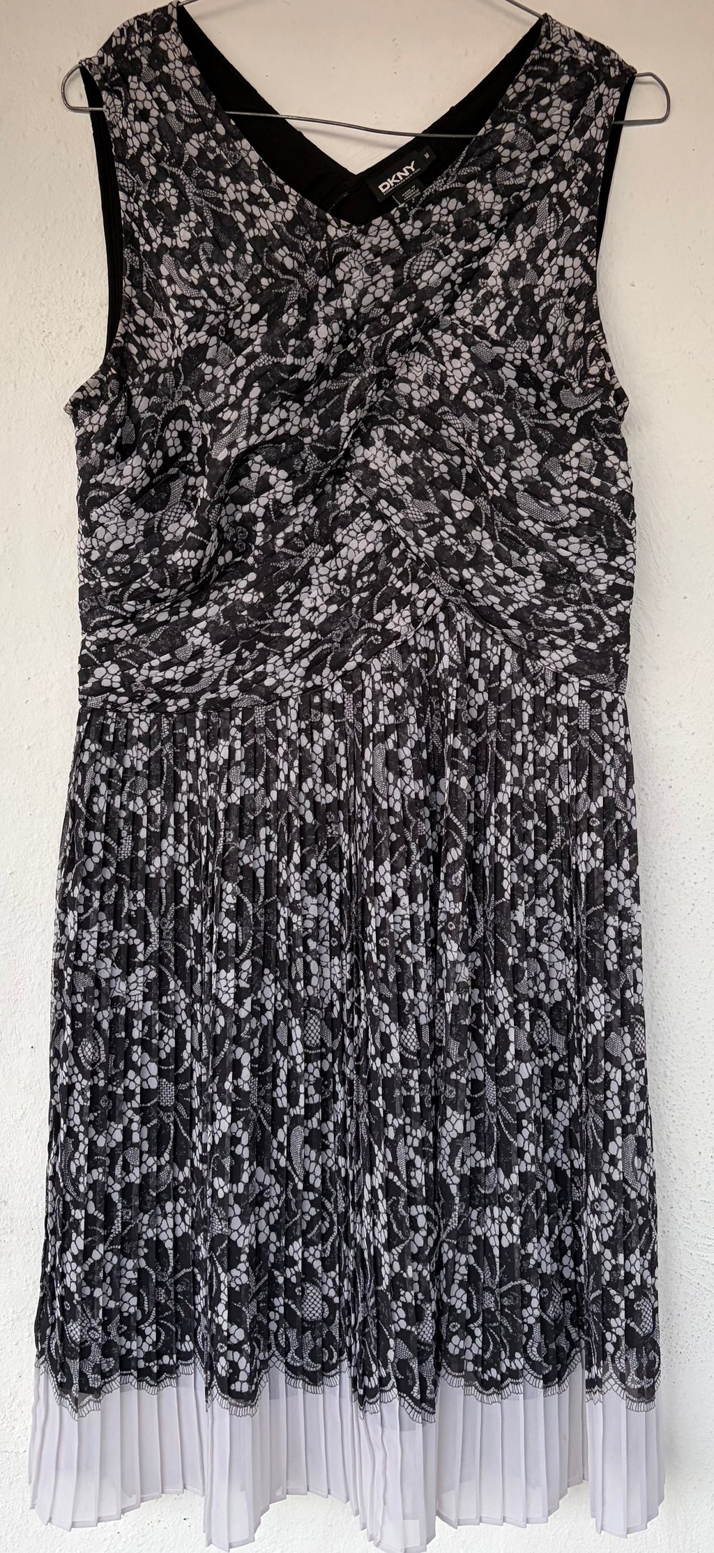 DKNY Chiffon cocktail dreas