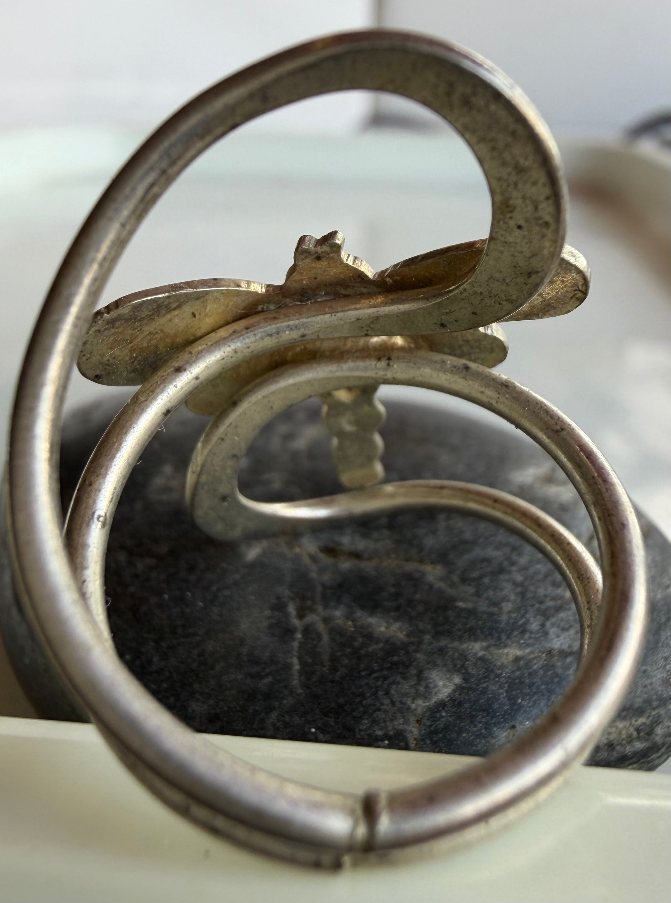 Dragonfly wrap ring