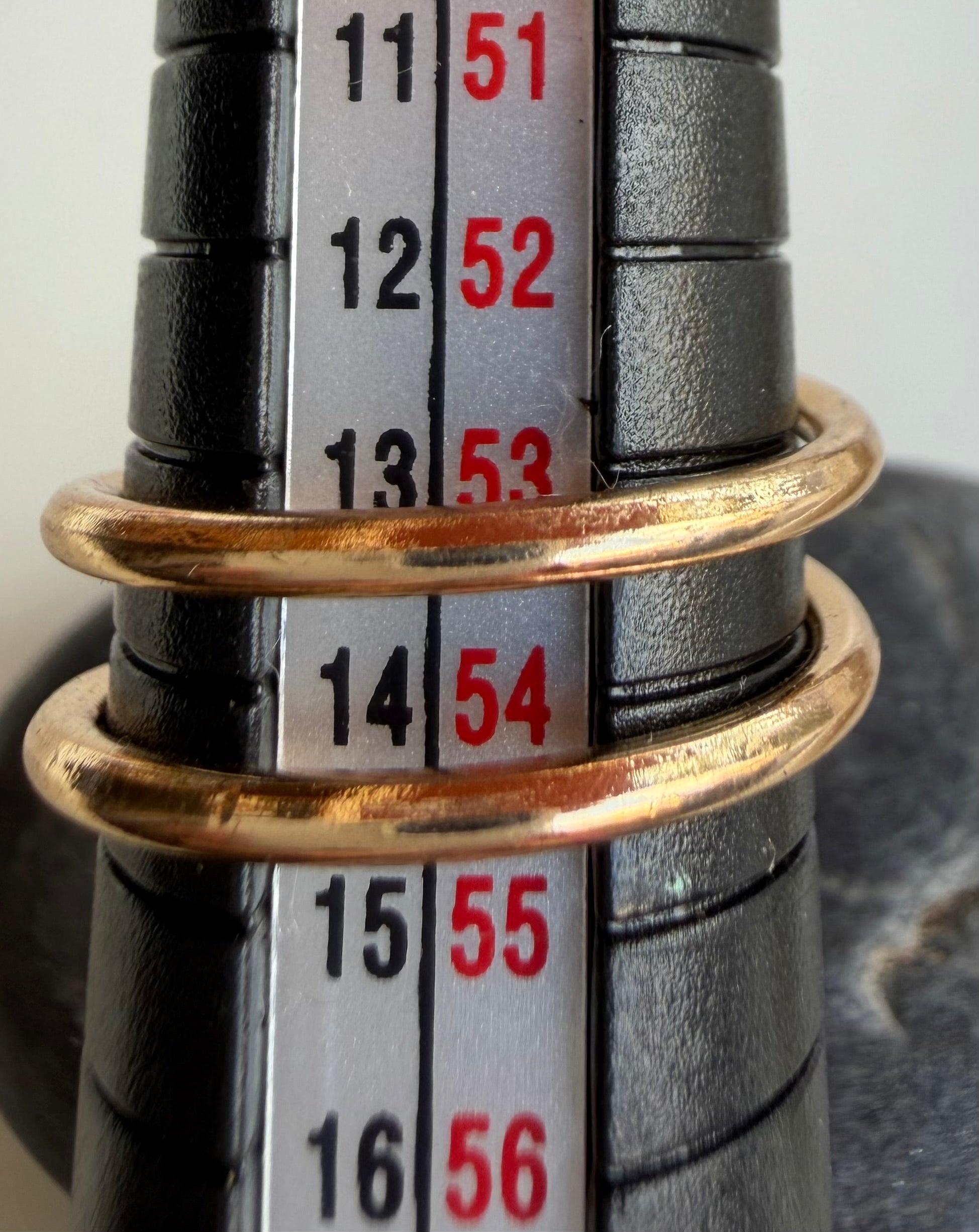 Gold spiral bypass ring