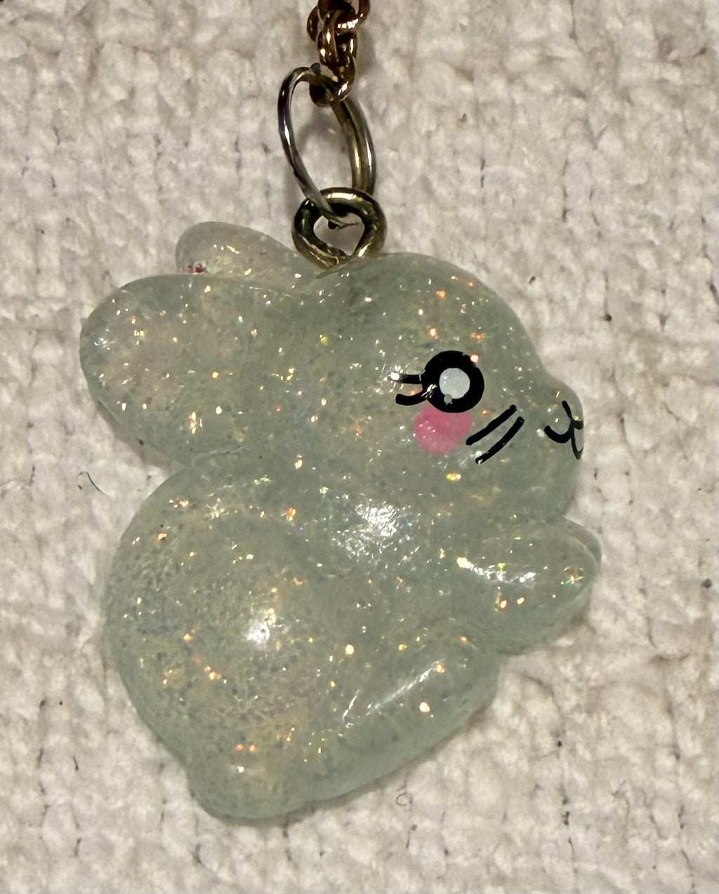 Bunny pendant (necklace)