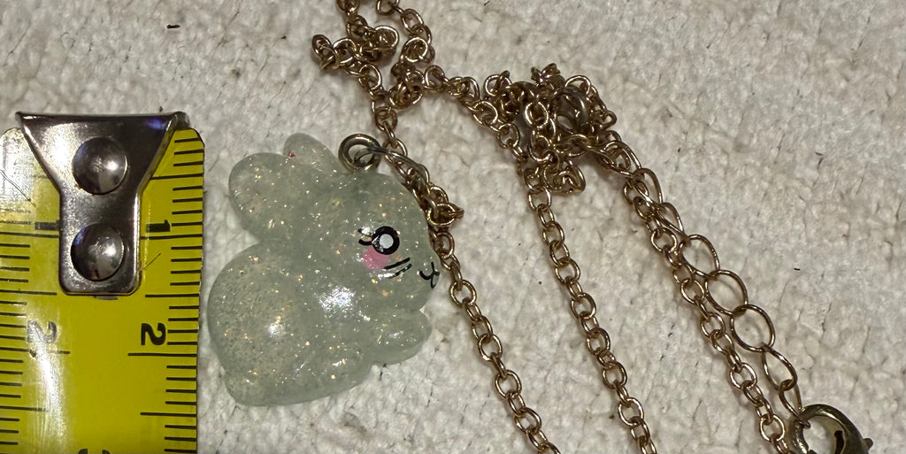 Bunny pendant (necklace)