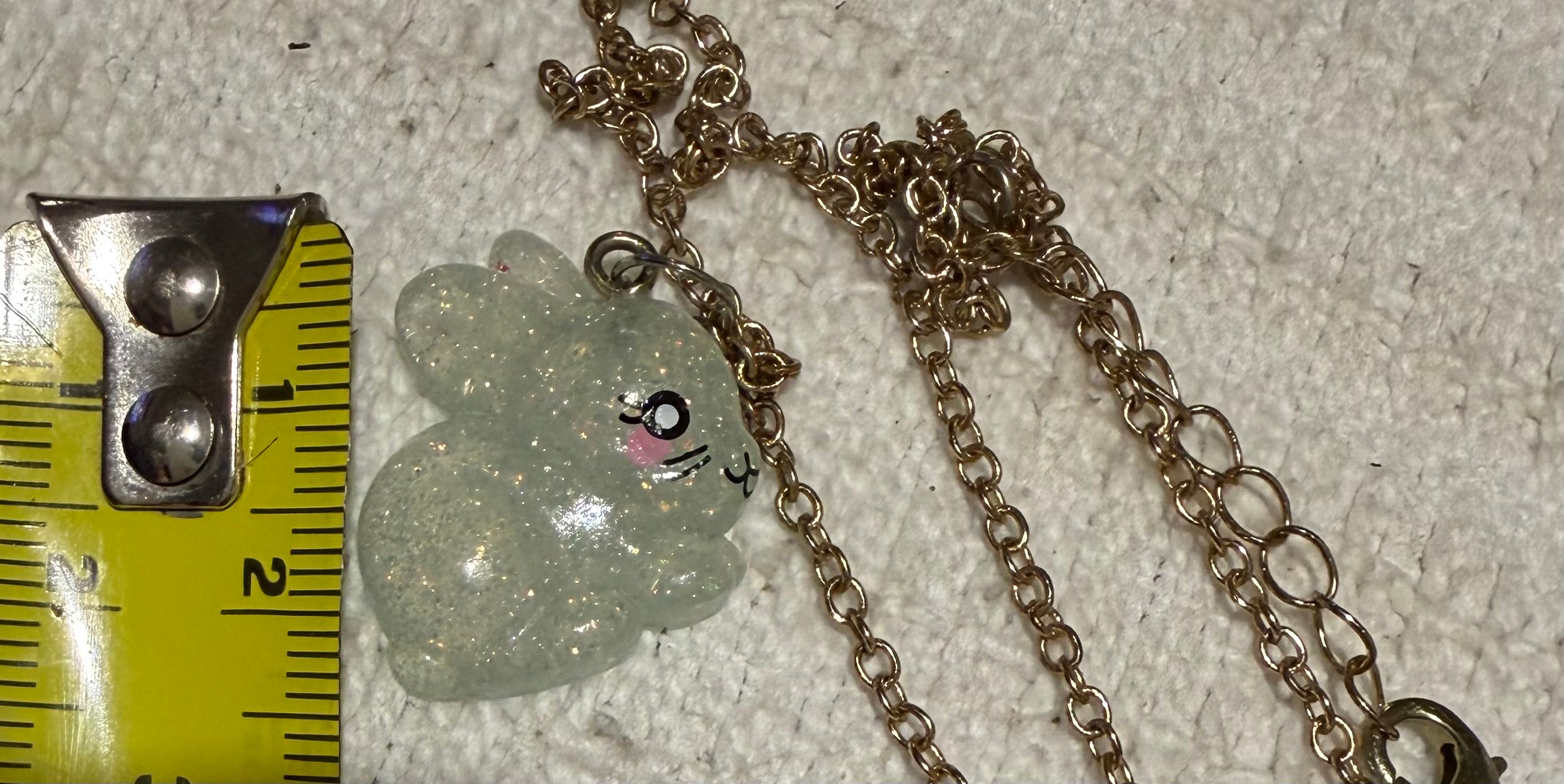 Bunny pendant (necklace)