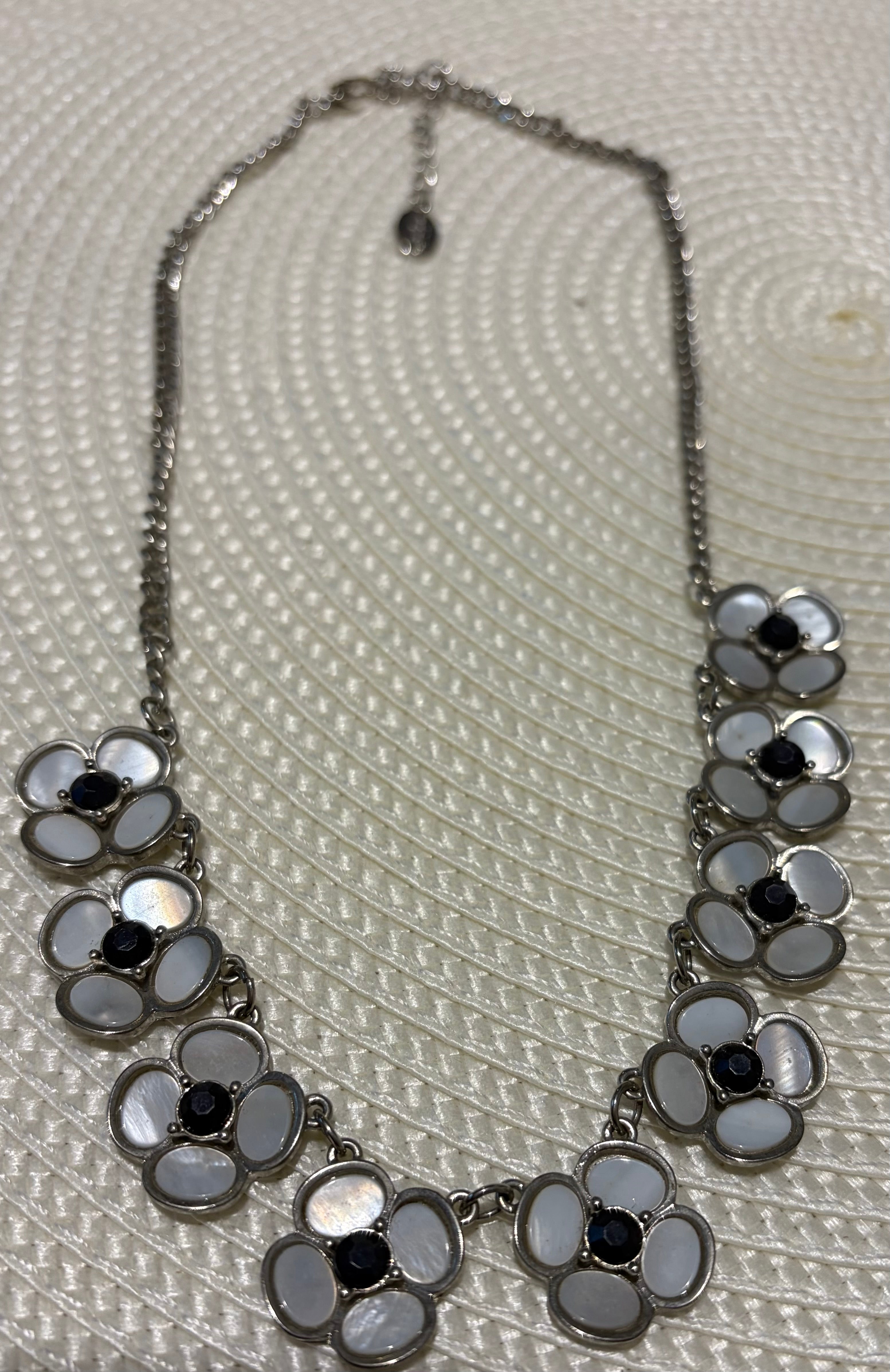 Floral necklace