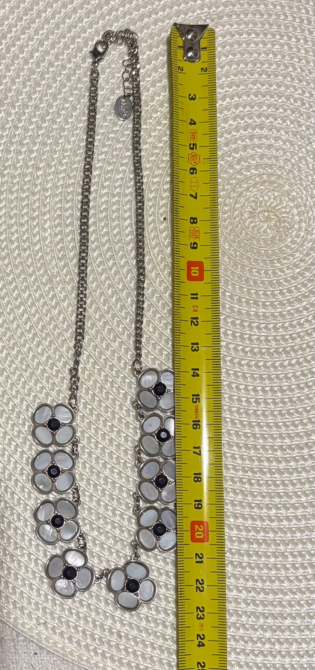 Floral necklace